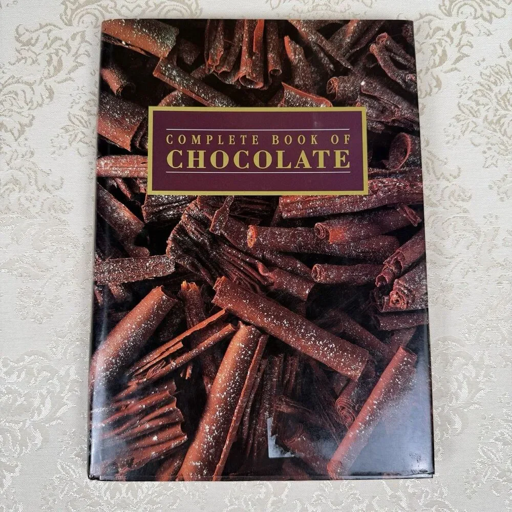 Complete Book of Chocolate - Longmeadow Press- Hardcover- Vintage